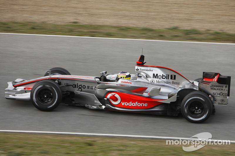 Pedro de la Rosa tests the new McLaren Mercedes MP4-23