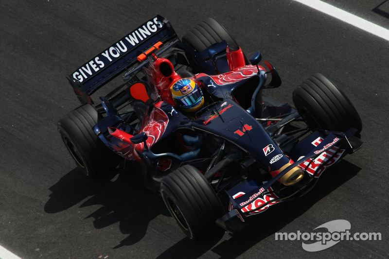 2008 : Toro Rosso, STR2B