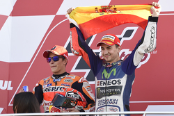 Подиум: второе место - Марк Маркес, Repsol Honda Team, победитель гонки и чемпион мира 2015 года - Х