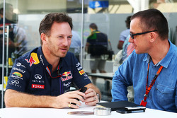 Christian Horner, Red Bull Racing Director el Equipo con Jonathan Noble, Motorsport.com Editor