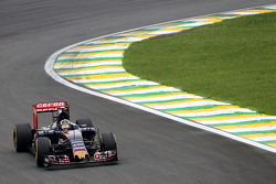 Carlos Sainz Jr, Scuderia Toro Rosso STR10