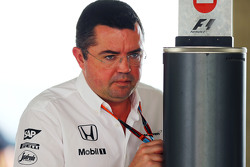 Эрик Булье, гоночный директор McLaren