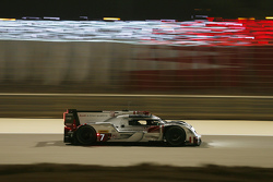 #7 Audi Sport Team Joest Audi R18 e-tron quattro: Marcel Fässler, Andre Lotterer, Benoit Tréluyer
