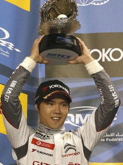 Podio: segundo lugar Ma Qing Hua, Citroën C-Elysée WTCC, Citroën World Touring Car team