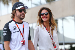 Fernando Alonso, McLaren con la sua fidanzata Lara Alvarez