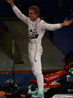 Il vincitore della gara Nico Rosberg, Mercedes AMG F1 W06
