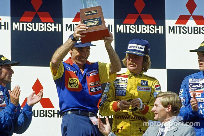 Frank Williams y el ganador de la carrera  Keke Rosberg, Williams