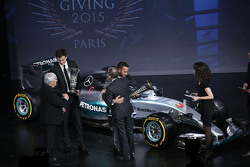 Lewis Hamilton, Mercedes AMG F1, Bernie Ecclestone, Toto Wolff, Mercedes AMG F1 Accionista y Directo