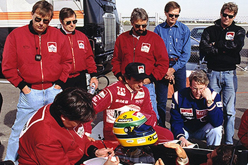 Ayrton Senna, McLaren, im Penske-Chevrolet PC22, mit Emerson Fittipaldi, Rick Mears, Paul Tracy