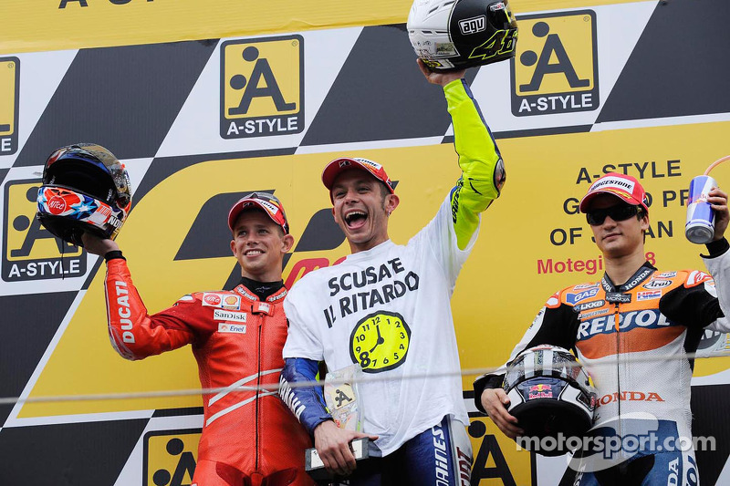 Podium: race winner and 2008 World Champion Valentino Rossi, second place Casey Stoner, third place Dani Pedrosa