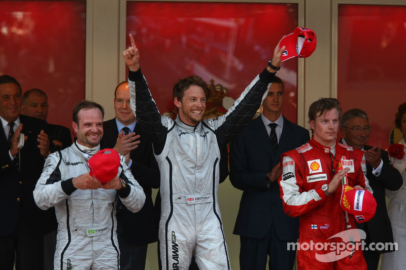 1st place Jenson Button, Brawn GP with 2nd place Rubens Barrichello, Brawn GP and 3rd place Kimi Raikkonen, Scuderia Ferrari