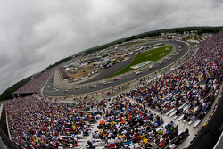 Overall view of the race