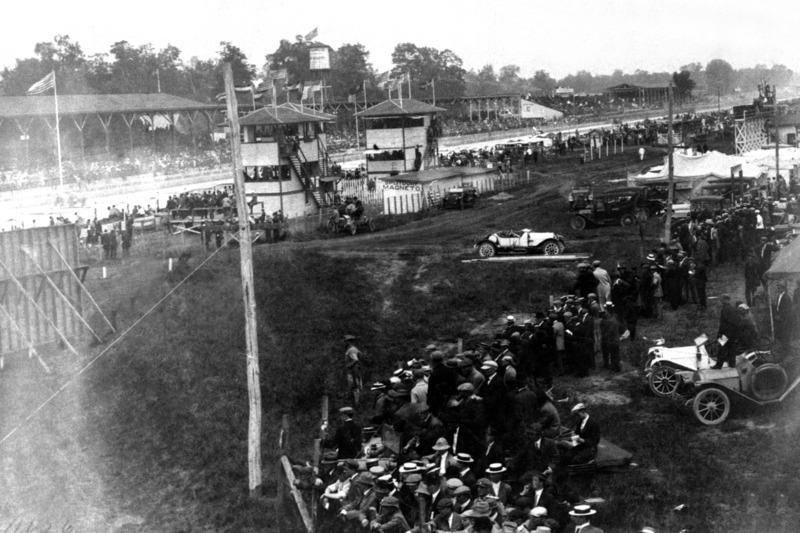 1911: Blick in das historische Infield