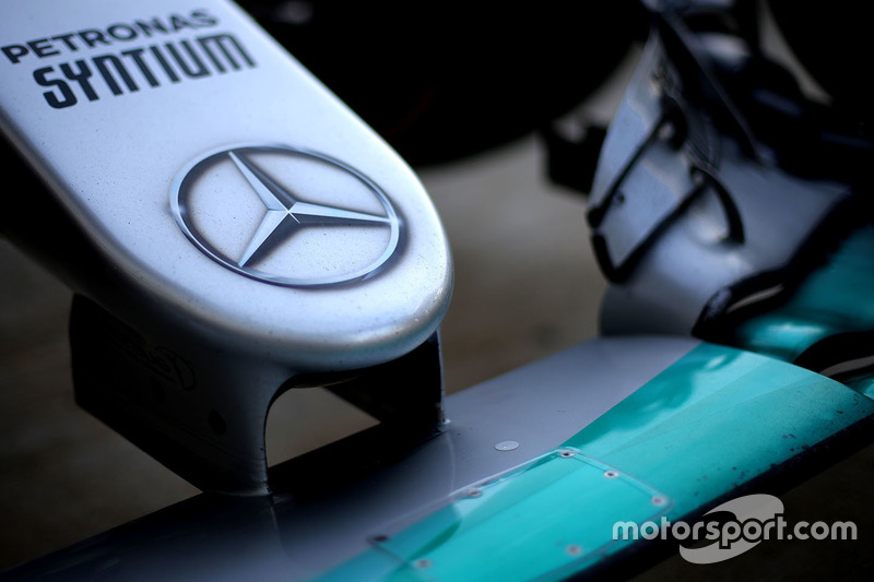 Mercedes AMG F1 Team W07, dettaglio del naso