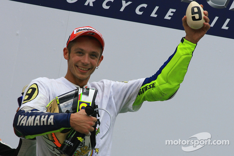 Podium: third place and 2009 MotoGP champion Valentino Rossi, Fiat Yamaha Team celebrates