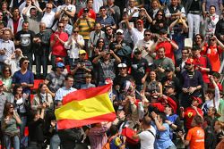 Ukawa aventaja a Rossi