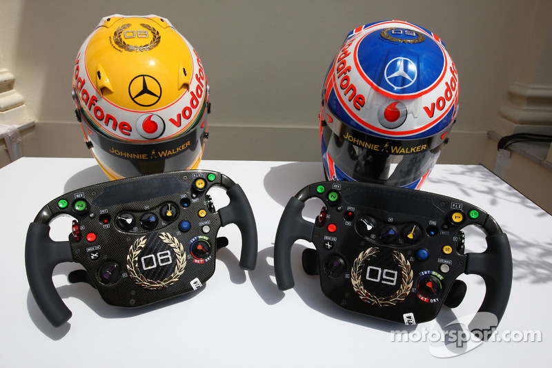 Lewis Hamilton, McLaren Mercedes, Jenson Button, McLaren Mercedes, Monaco cascos y volantes con Steinmetz Diamonds