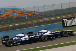 Nico Hulkenberg, Williams F1 Team and Rubens Barrichello, Williams F1 Team