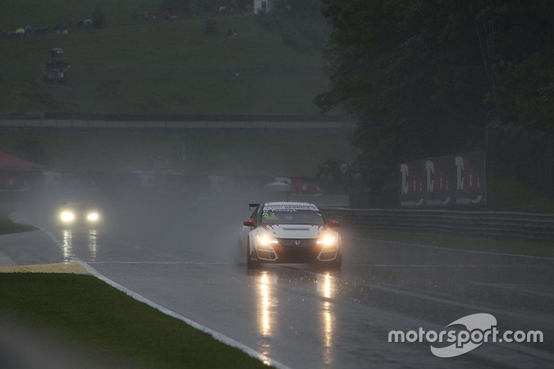 DTM, TCR