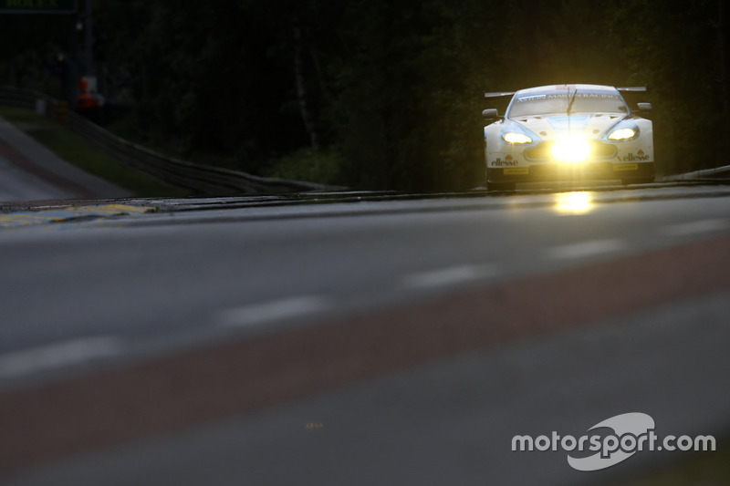 #99 Aston Martin Racing Aston Martin Vantage: Andrew Howard, Gary Hirsch, Liam Griffin