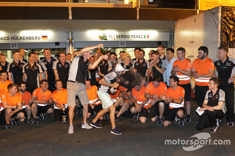 Force India: 17 очков