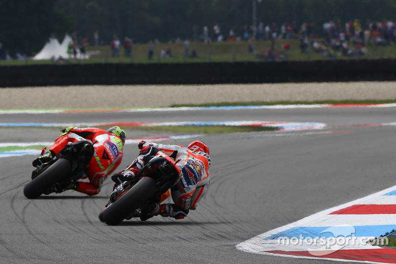 Andrea Iannone, Ducati Team y Marc áarquez, Repsol Honda Team